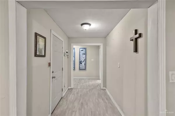 Penitas, TX 78576,1411 White Rock AVE