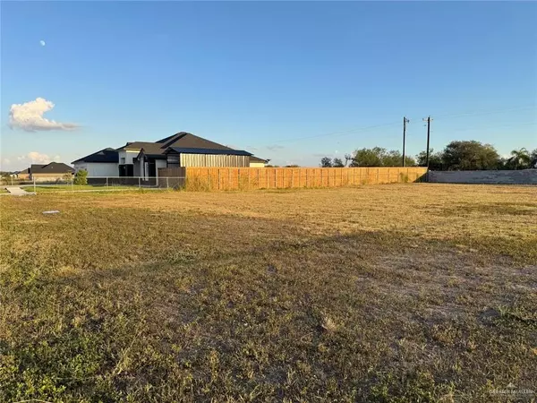 2400 Ceti DR, Weslaco, TX 78570