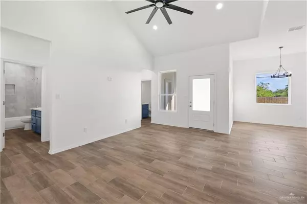 La Feria, TX 78559,803 Ava DR