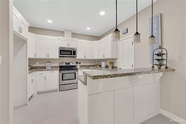 Mission, TX 78573,2803 Thompson ST