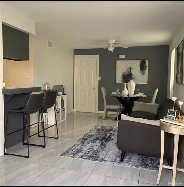 Elsa, TX 78543,500 N Broadway ST