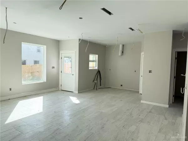 Mission, TX 78573,2206 Corales ST