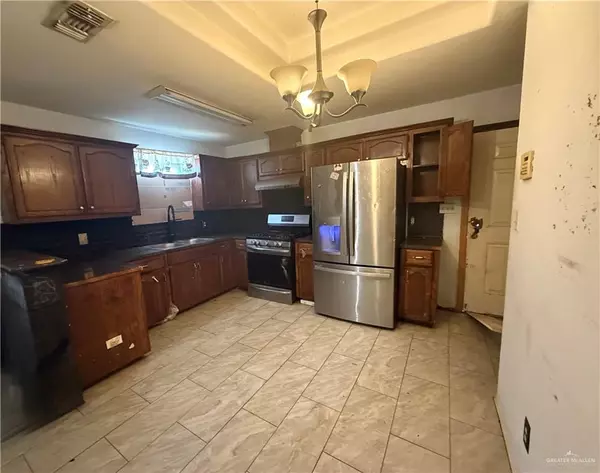 Mission, TX 78572,3936 Lopez ST