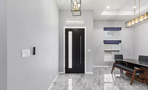 Los Fresnos, TX 78566,9388 Queen Palm ST