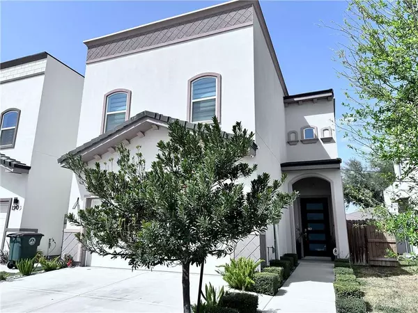 1905 Sunset DR, Mission, TX 78572