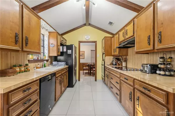 Mcallen, TX 78501,408 W Iris AVE