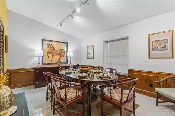 Mcallen, TX 78501,408 W Iris AVE