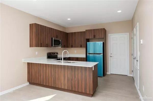 Edinburg, TX 78541,914 N Spruce ST #3