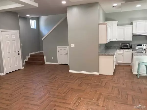 Mcallen, TX 78503,2103 S 6th ST