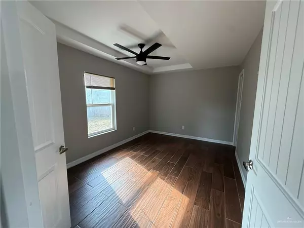 Mcallen, TX 78501,2724 N 26th LN