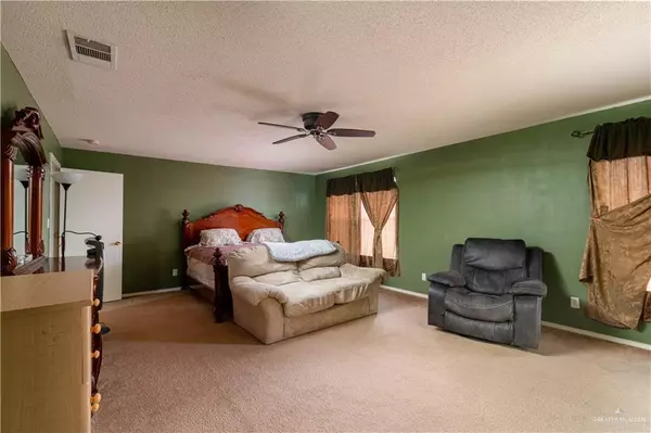 Weslaco, TX 78599,2002 W Roosevelt ST