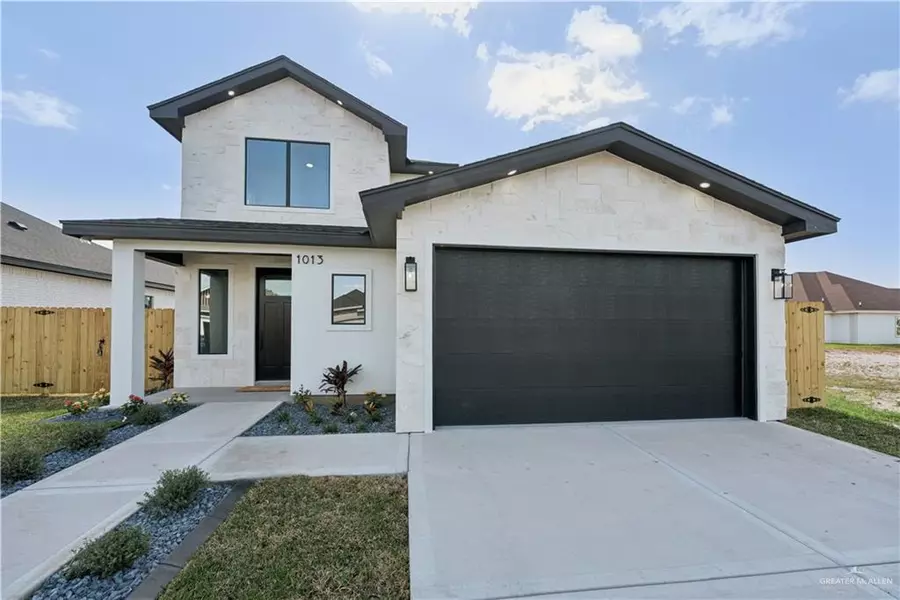 1013 Azalea ST, Mission, TX 78573