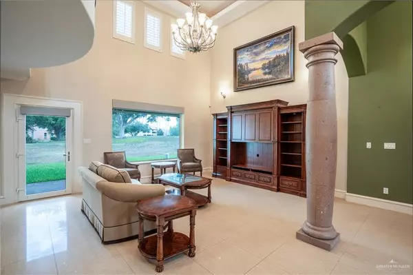 Mission, TX 78572,2013 Sabinal ST