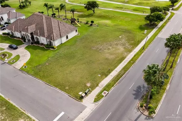 Edinburg, TX 78572,1920 Woods Drive East ST