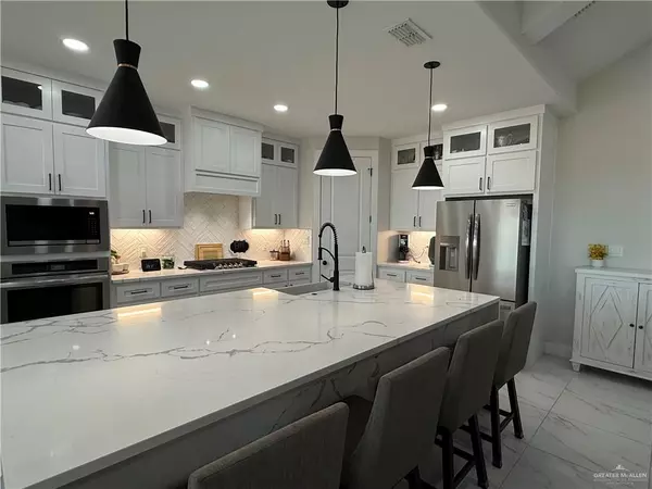 Corpus Christi, TX 78414,3814 Azali DR