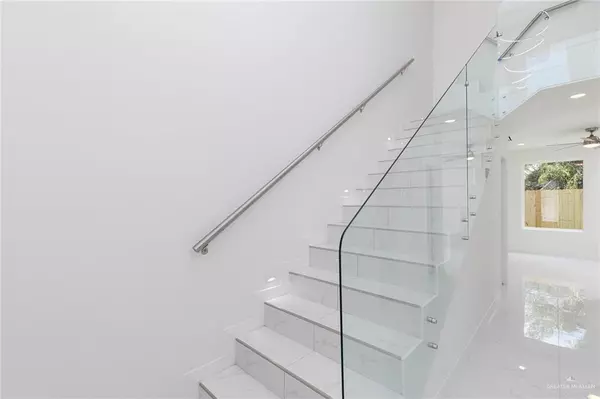 Mission, TX 78572,1910 Sunset DR