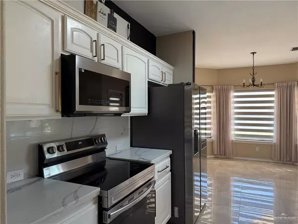 Mission, TX 78574,3010 Wisteria DR