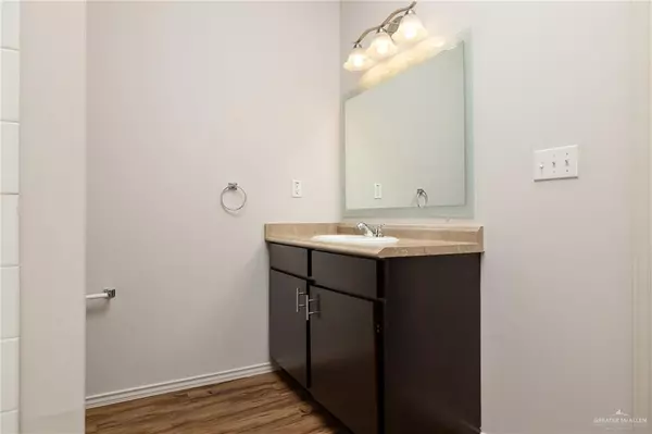 Mission, TX 78572,810 Taylor ST