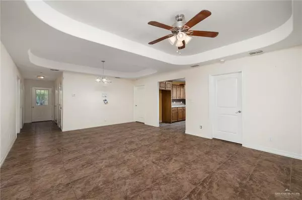 Mercedes, TX 78570,417 Jessica ST