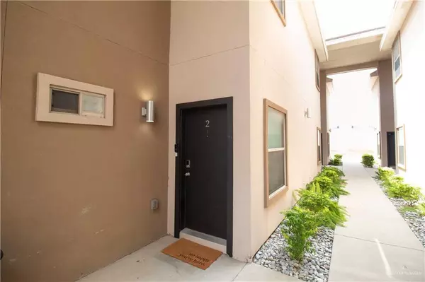 Mcallen, TX 78501,824 E Daffodil AVE #2