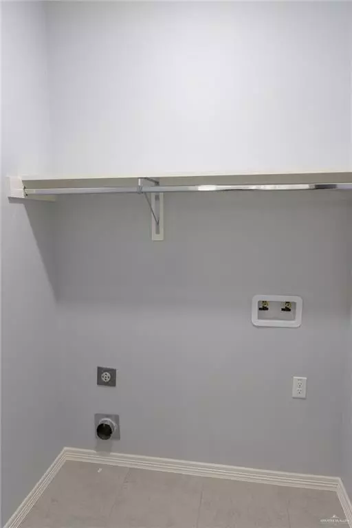 Alamo, TX 78516,435 Serg LOOP