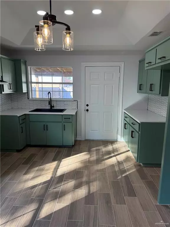 Edinburg, TX 78541,1101 Boston ST