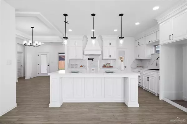 Weslaco, TX 78596,2316 Zinnia ST