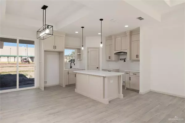 Mercedes, TX 78570,909 S 6th ST