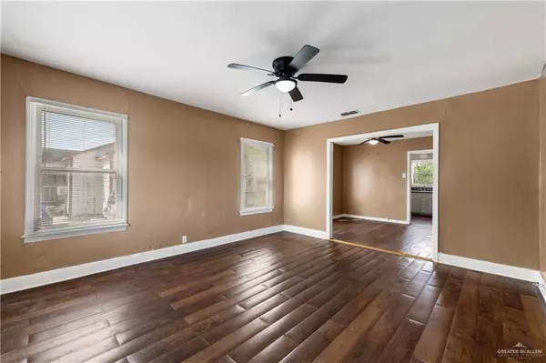 Harlingen, TX 78550,909 Buchanan AVE