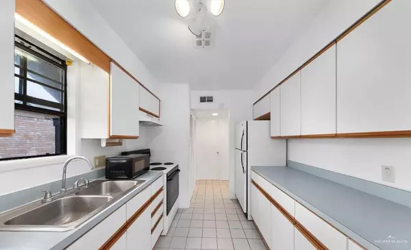 Brownsville, TX 78520,313 McFadden DR #8