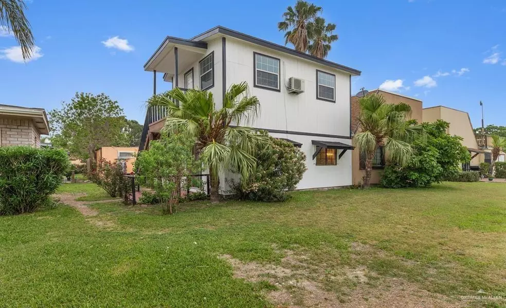 313 McFadden DR #8, Brownsville, TX 78520