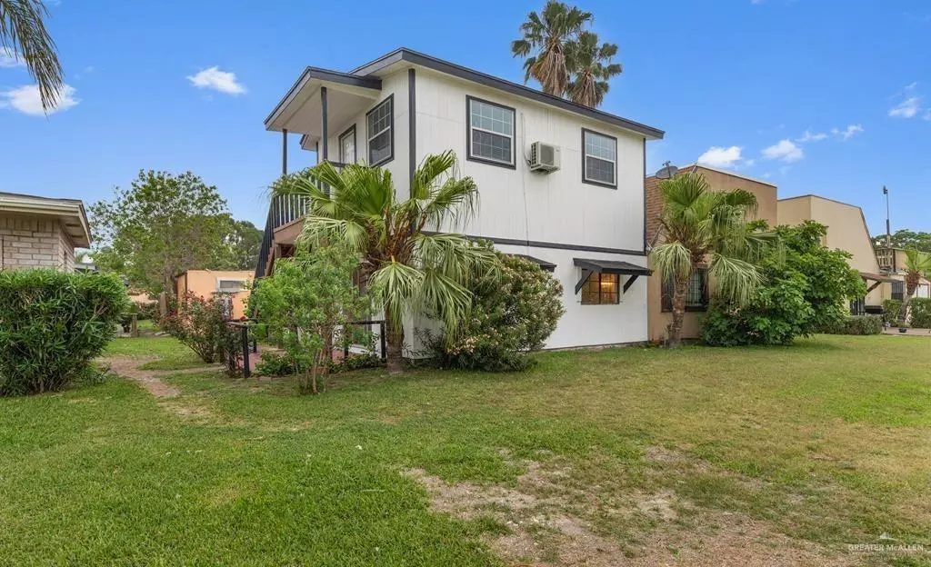 Brownsville, TX 78520,313 McFadden DR #8