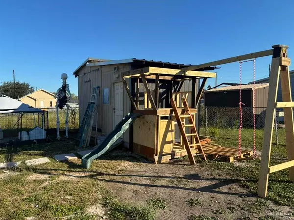 Edinburg, TX 78542,7208 Sigley DR