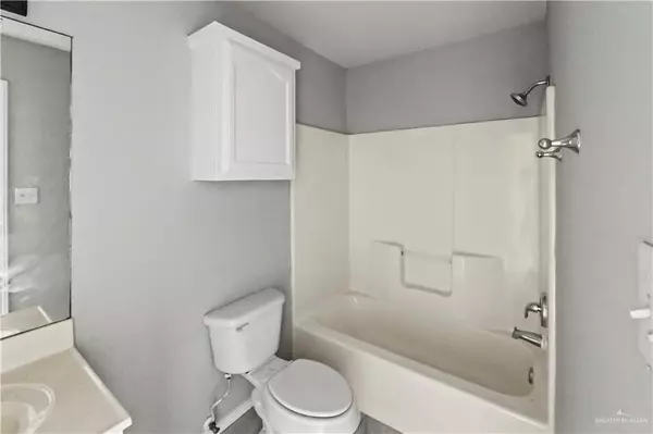 Mcallen, TX 78501,106 S 48th LN