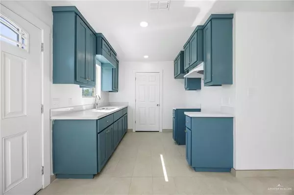 San Juan, TX 78589,312 Sally AVE