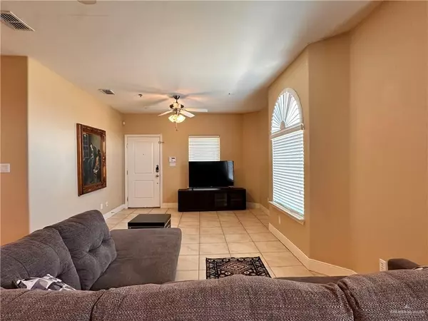 Mcallen, TX 78503,1412 E Keeton ST #9