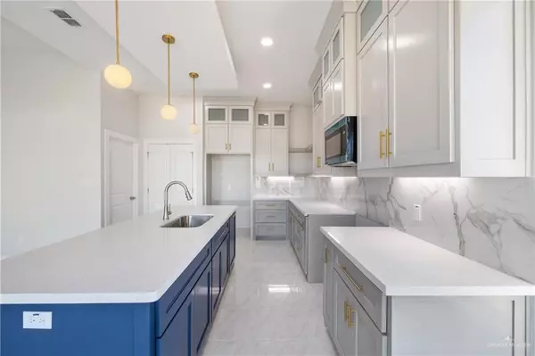 San Juan, TX 78589,2812 Dhalia DR