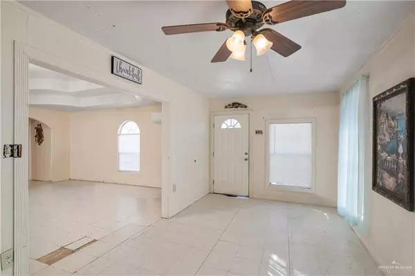 Mission, TX 78573,7926 Swiss LN W