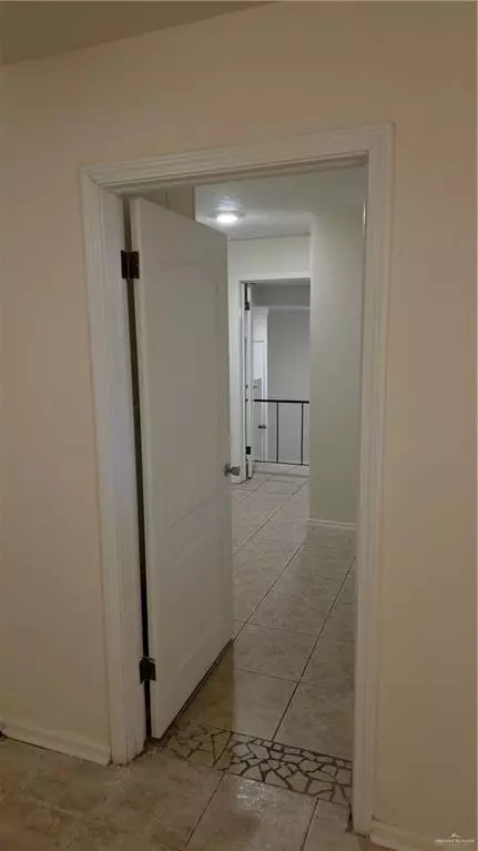 Mcallen, TX 78501,1212 N 22 1/2 ST E