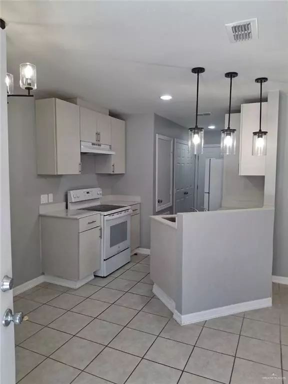 Harlingen, TX 78550,2104 Multi-National #C