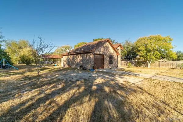 Mission, TX 78572,702 Greenland Circle South