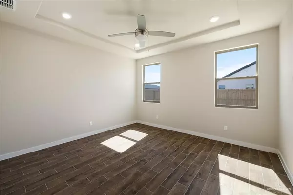 Weslaco, TX 78599,2125 Cardinal DR