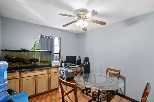 Mission, TX 78574,7202 Abram BLVD