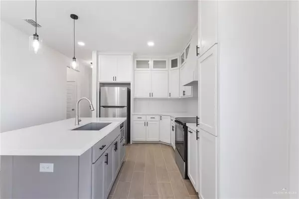 Edinburg, TX 78542,2112 E San Andrea ST #4