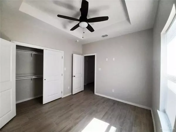 Weslaco, TX 78596,1506 Playa DR #1