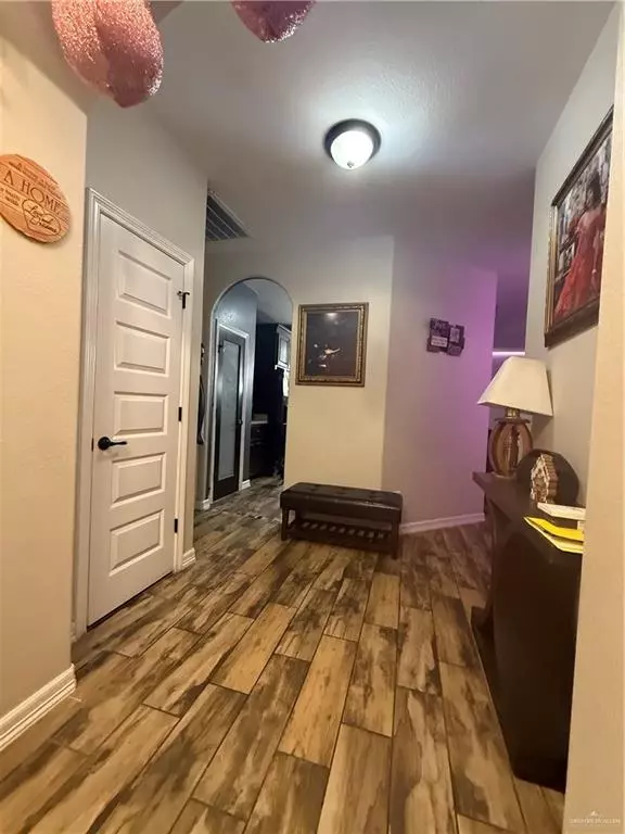 San Juan, TX 78589,304 Los Laureles DR