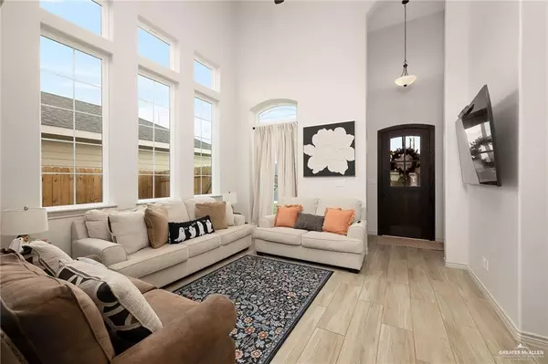 Edinburg, TX 78541,309 Central Park ST