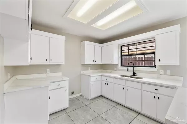 Pharr, TX 78577,802 Goldfinch AVE