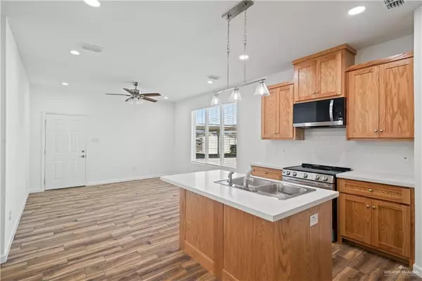 Edinburg, TX 78542,2105 E Viviana ST #4