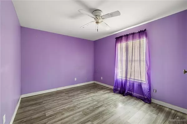 Mercedes, TX 78570,3811 S Mercedes DR S